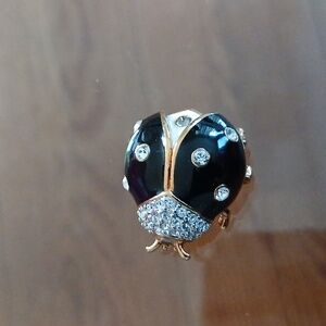 Vintage Retir Joan Rivers Black Enamel Gold Ladybug Brooch
